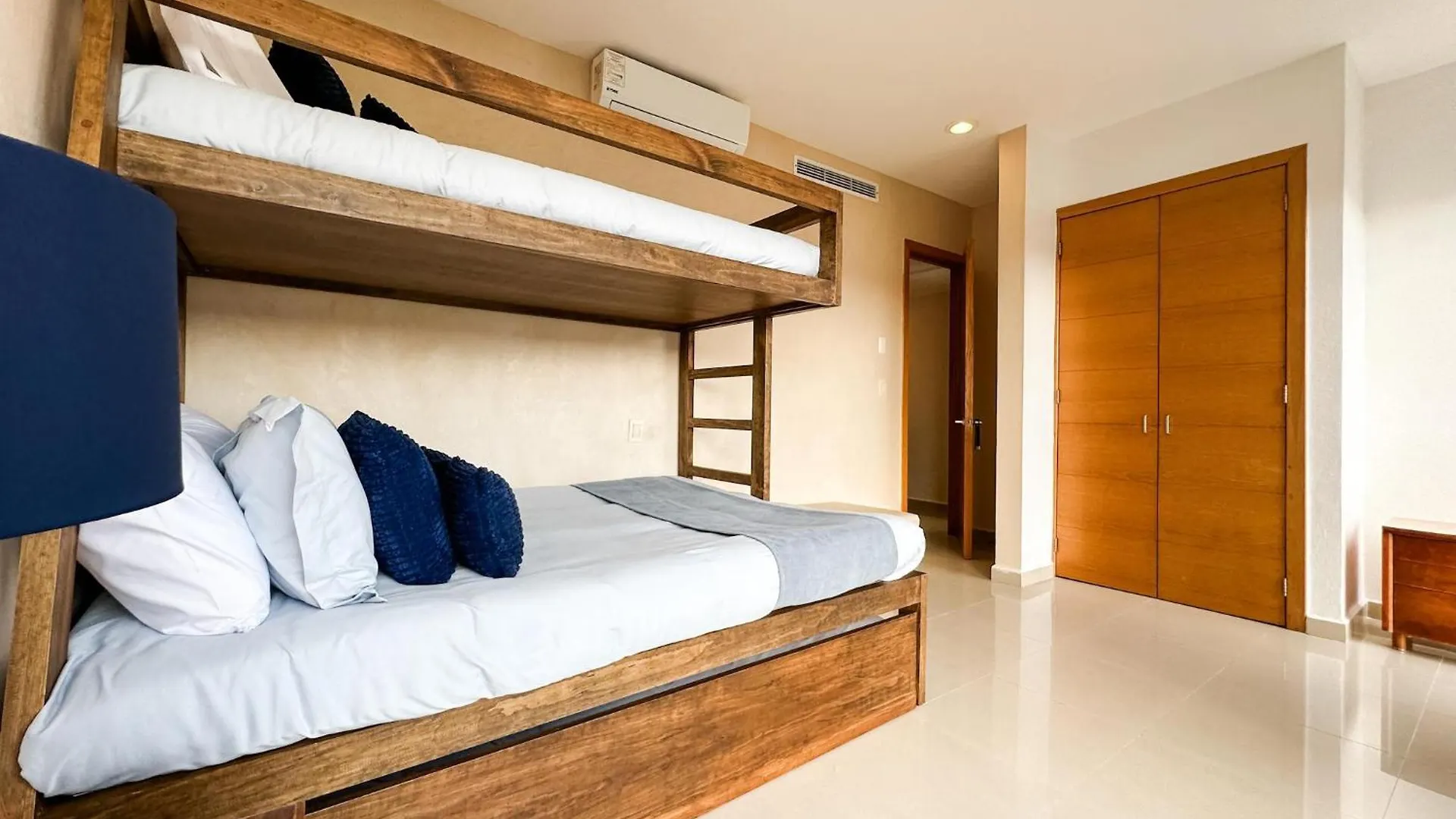 Azulb15 3 Bedroom Playacar Phase II Playa del Carmen